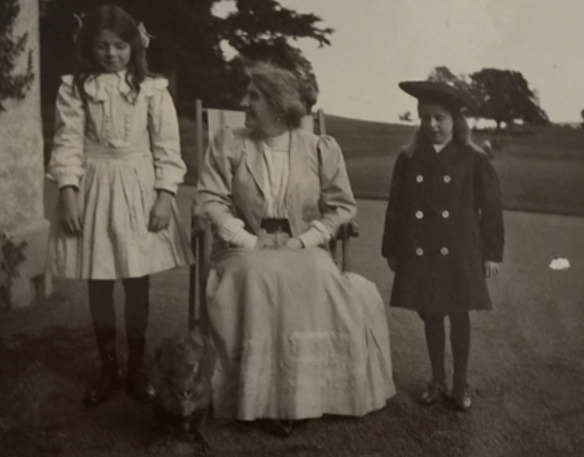 Jean Leith Hay and Doreen LH
